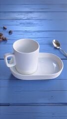 Modern Tasarım Sunum Alanlı Fincan