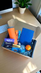 Enerjik Renkli Hediye Kutusu