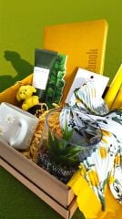 Sarı Temalı Özel Hediye Kutusu