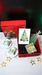 Kırmızı Yılbaşı Kutusu